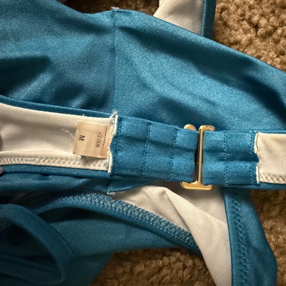 Victorias Secret Teal Blue Metallic Bandeau Bikini Set Gold Hardware Medium VS - Picture 4 of 4
